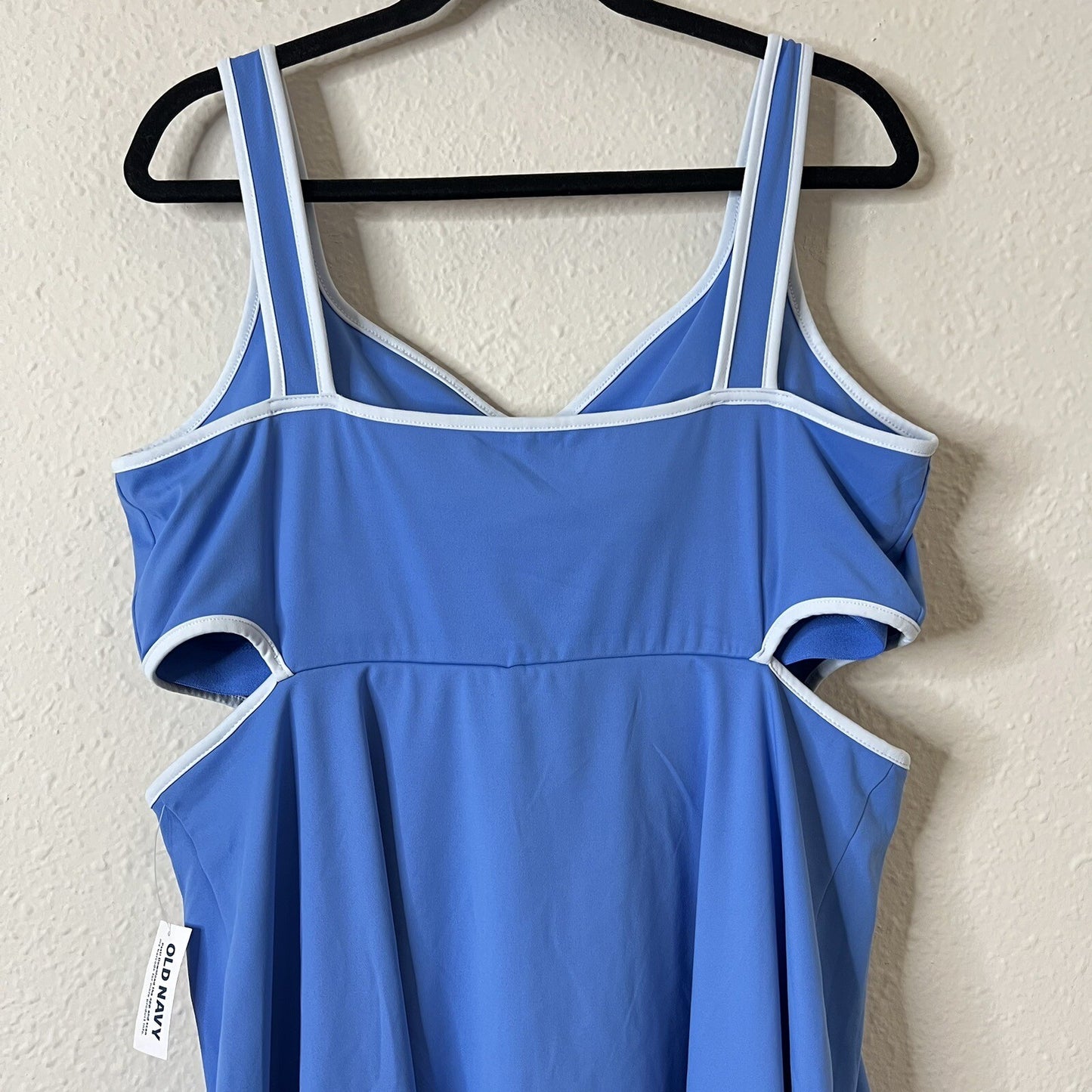Old Navy PowerSoft Shelf-Bra Support Athletic Dress NEW Size XL