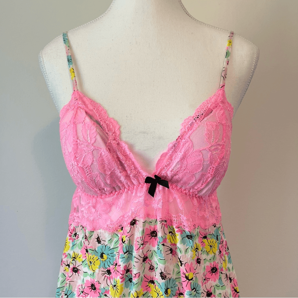 Victoria's Secret Y2K Lace Floral Babydoll Slip Dress Pink Size Medium