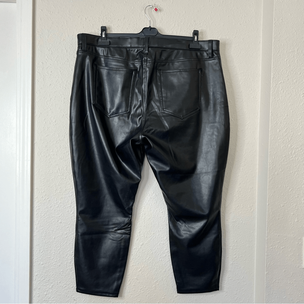 Abercrombie & Fitch Curve Love High Rise Skinny Vegan Leather Pants NEW Black 35