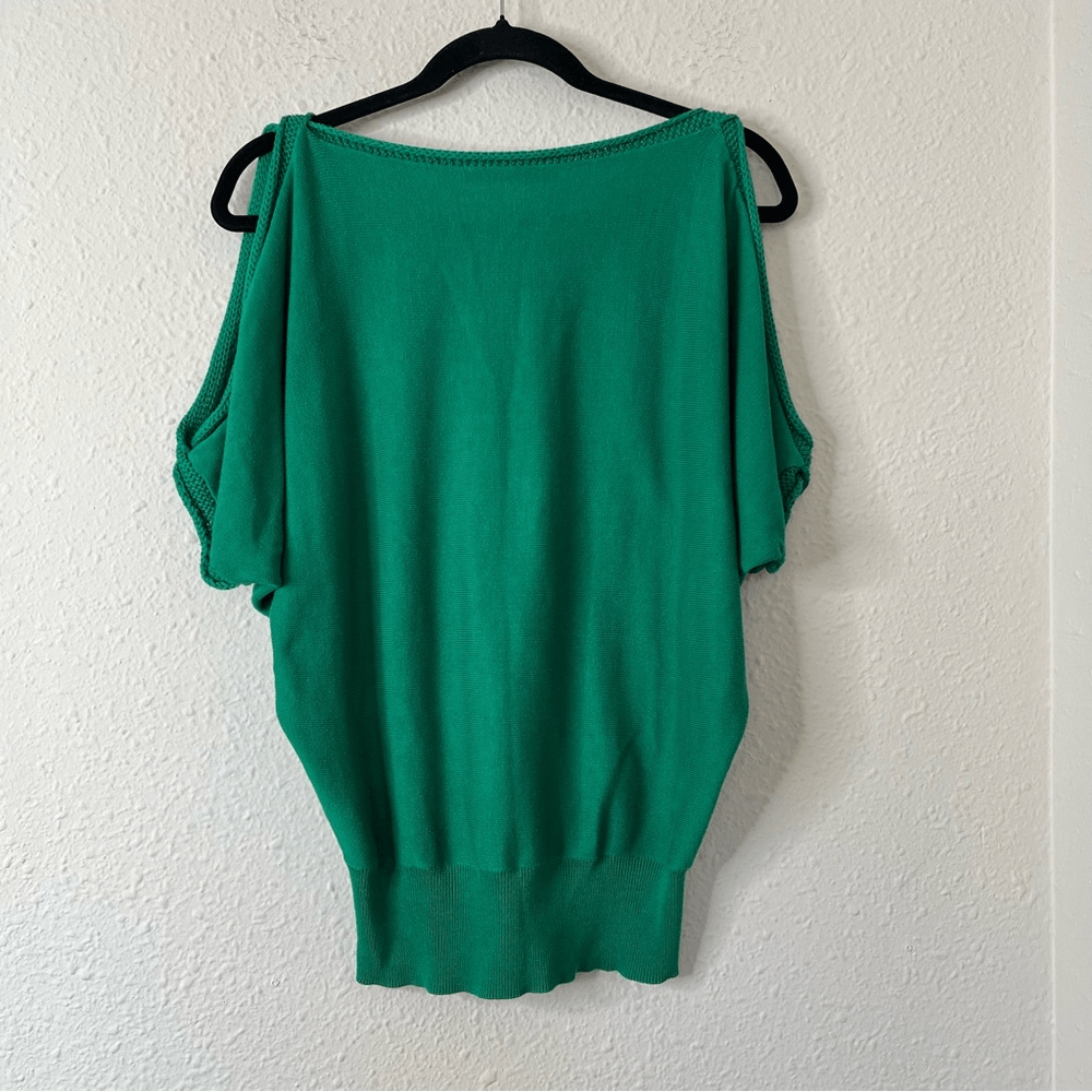 Trina Turk Cold Shoulder Short Sleeve Sweater in Green Size Small