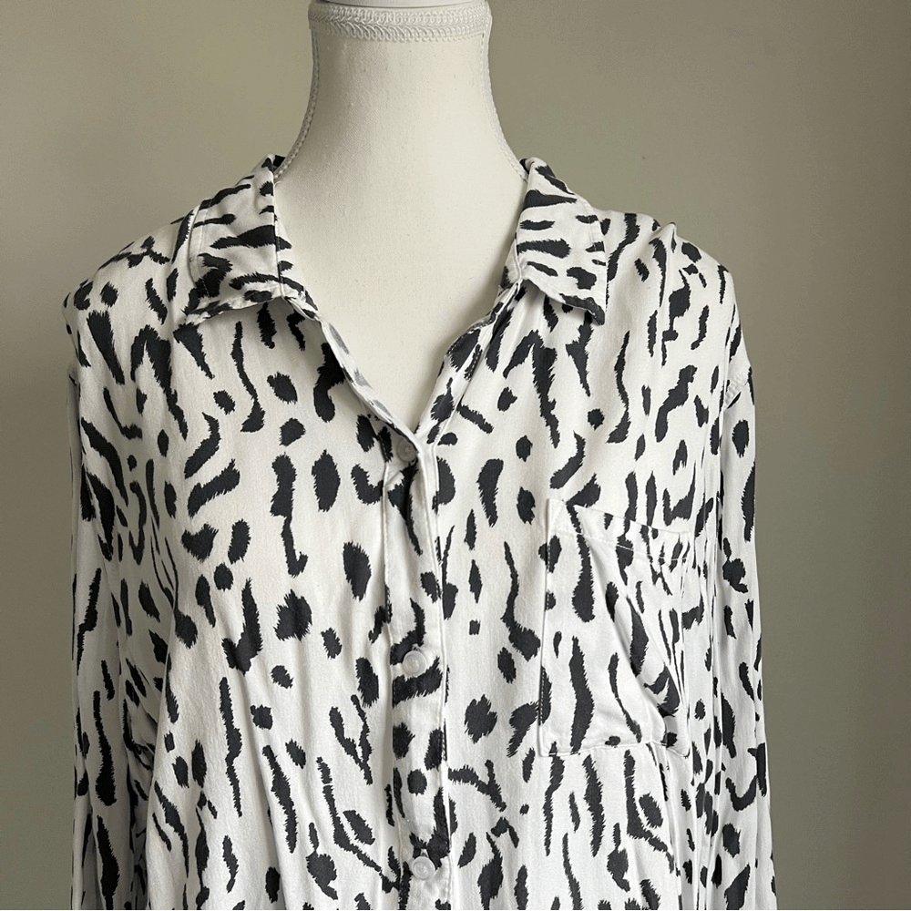 Rails Rocsi Shirt Ivory Cheetah REVOLVE Button Down Size XL Long Sleeve