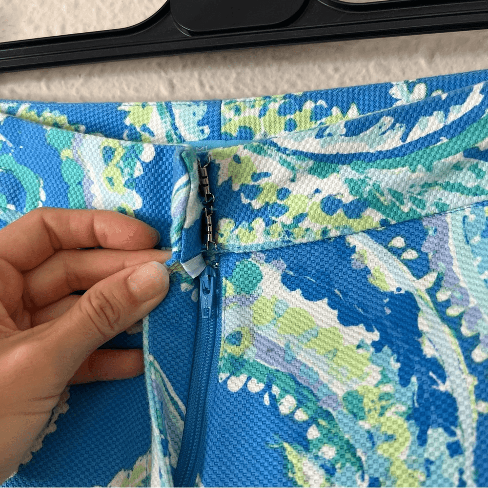 J. McLaughlin Portman Slim Fit Watercolor Paisley Pique Cotton Crop Pant Size 2