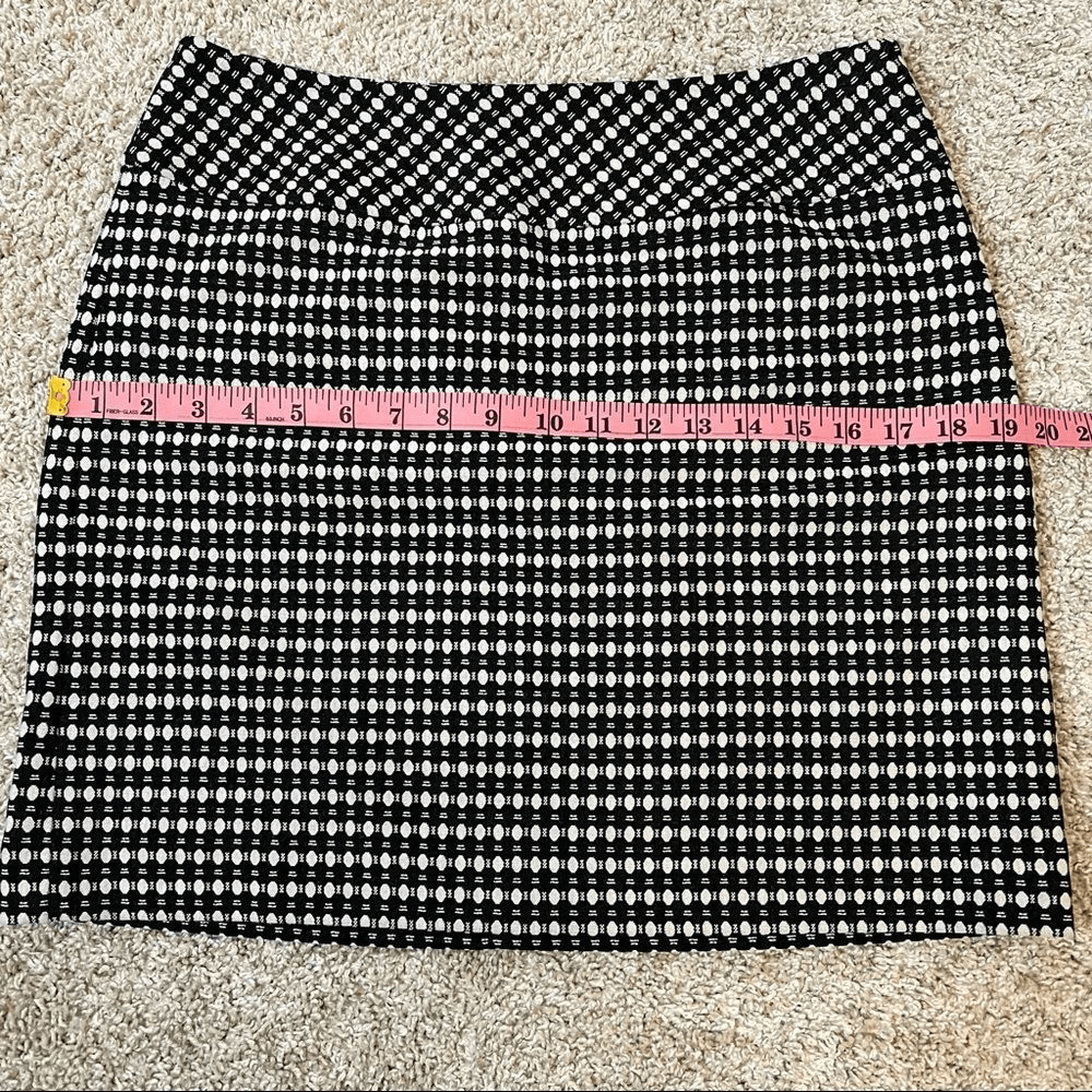 Ann Taylor LOFT Geometric Print Mini Skirt Size 8 Petites
