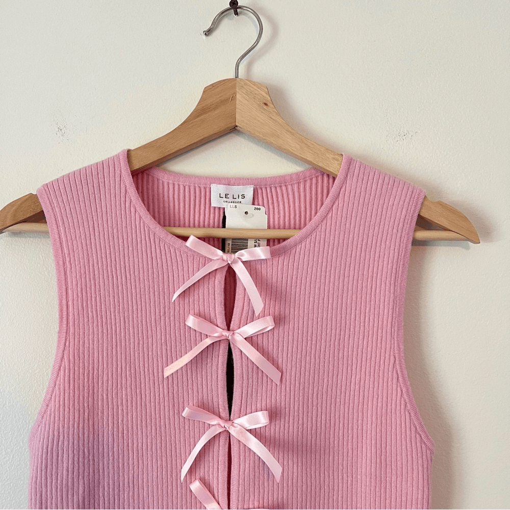 LE LIS Satin Bow Detail Sleeveless Sweater Top in Pink NEW Size Medium
