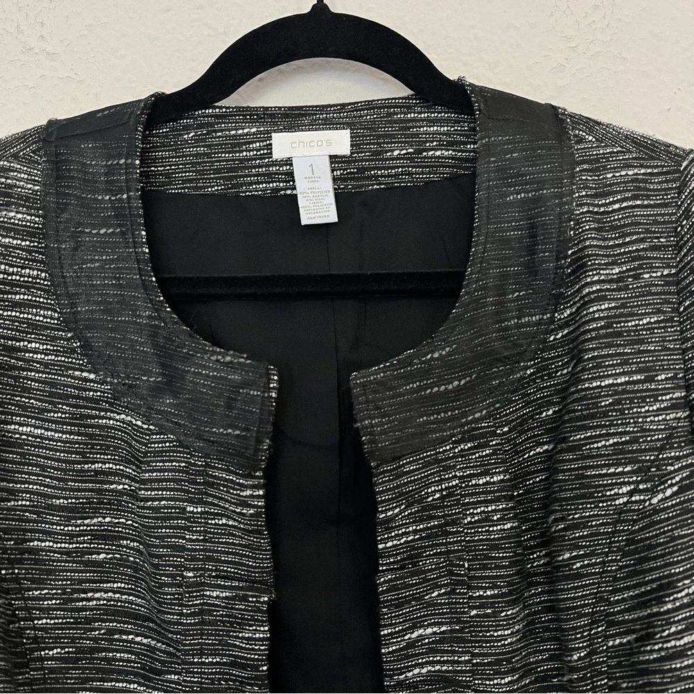 Chico’s Wool Blend Textured Blazer Jacket Size 1 / M(8)