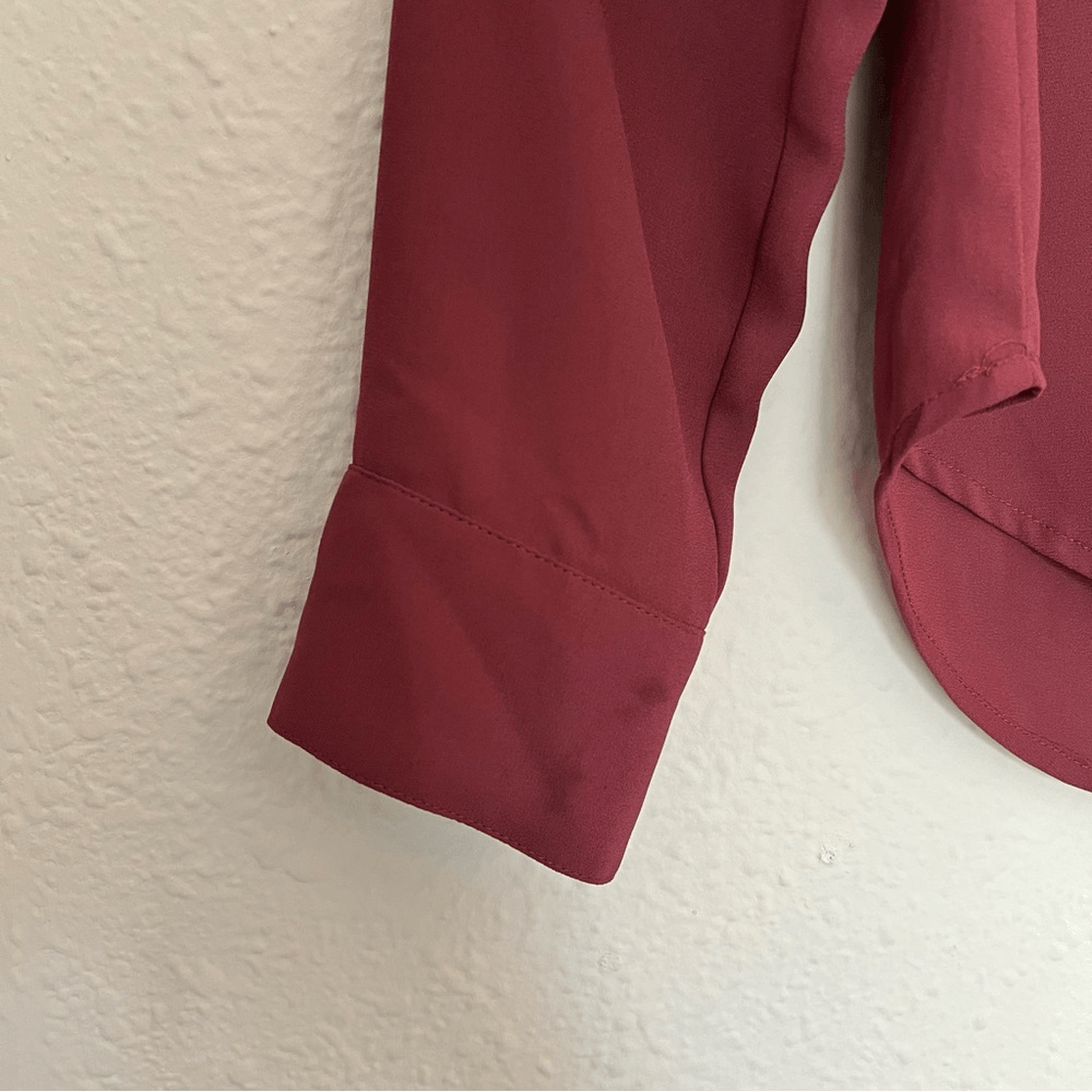 Express Long Sleeve V Neck Zip Front Shirt Blouse Size XS