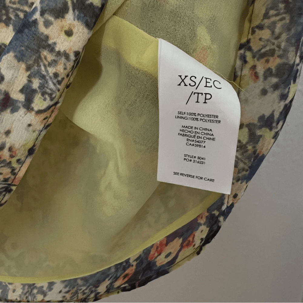 Cabi Positano Floral Print Tiered Tunic Blouse Top Size XS