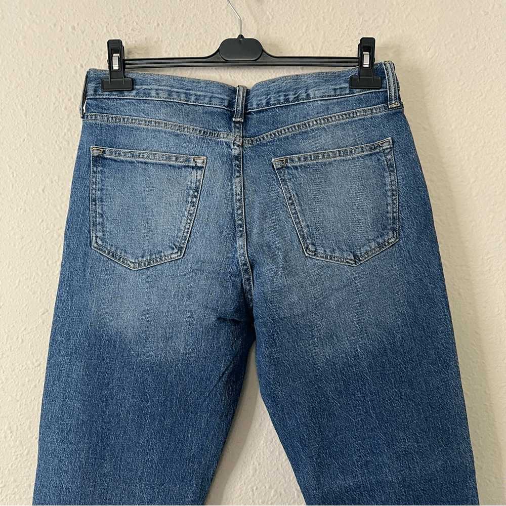 Old Navy Men's Medium Wash Slim Built-In Flex Rip-and-Repair Jeans NEW 33x32