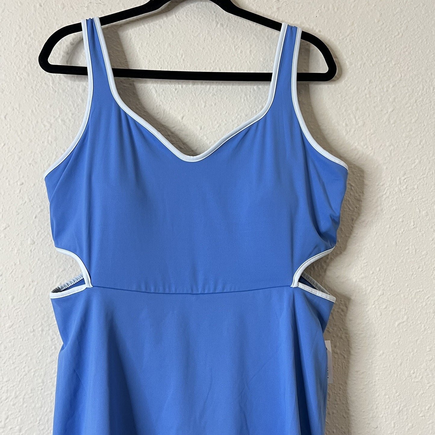 Old Navy PowerSoft Shelf-Bra Support Athletic Dress NEW Size XL