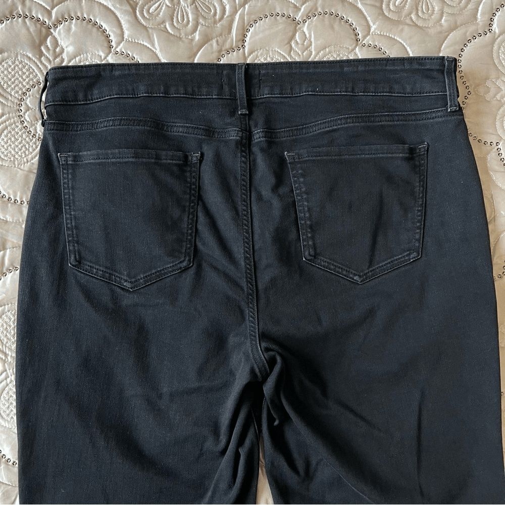 NYDJ Lift Tuck Tech Slim Straight Jeans in Black Size 14