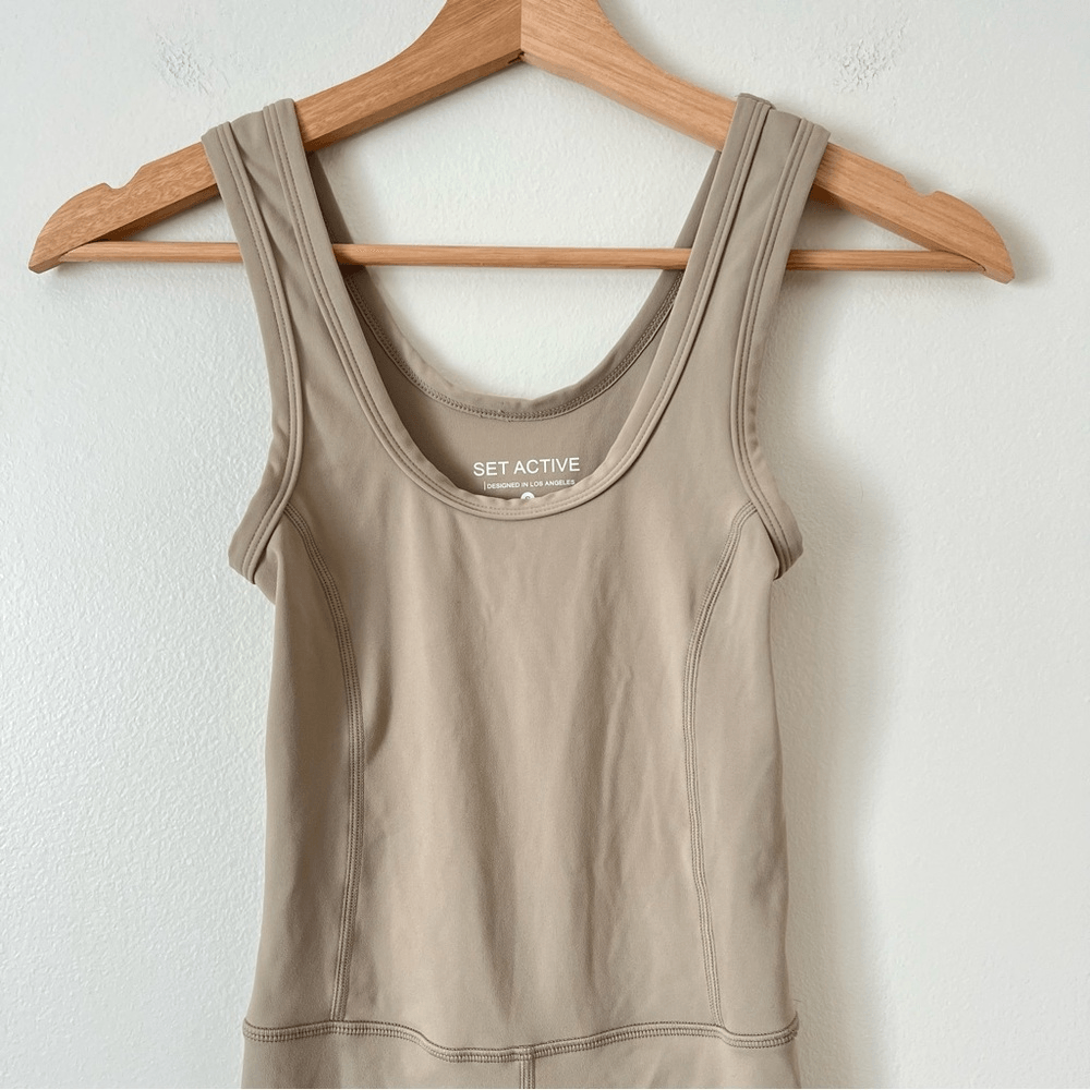 Set Active Sport Body One Piece in Desert Bodysuit Romper Size Small