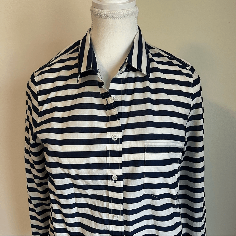 J. CREW Striped Boy Shirt Navy Blue White Long Sleeve Button Down Size 6