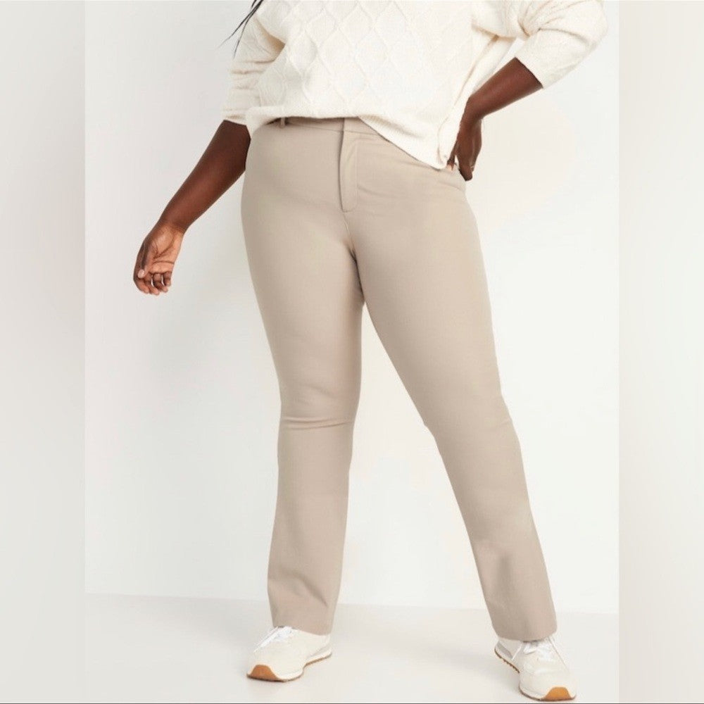 Old Navy High-Rise Pixie Flare Pants  NEW Plus Size 24