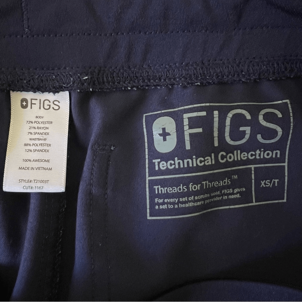FIGS Livingston Basic Scrub Pants in Navy Blue Size XS Tall