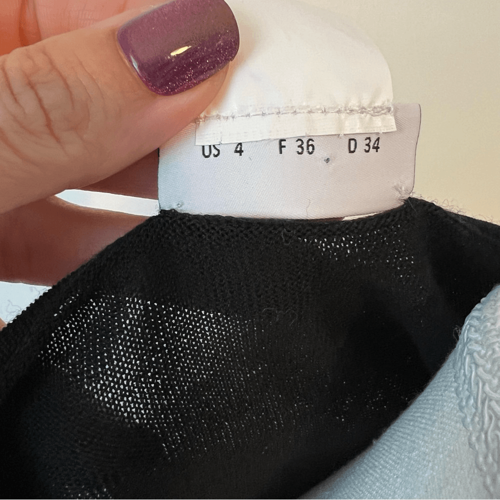 Akris Punto Wool Long Sleeve Knit Top in Black NEW Size 4 Mesh Neckline