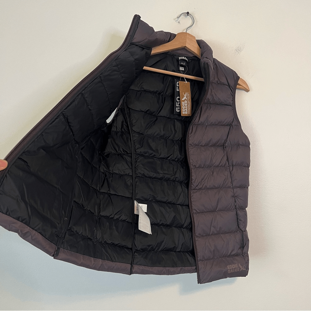 Eddie Bauer Women’s Cirruslite Down Vest NEW Size Small in Aubergine