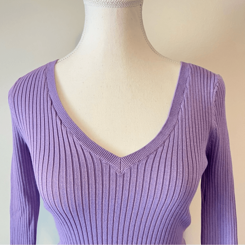 The Kooples Ribbed V-Neck Knitted Sweater NEW Size XS in Lilac