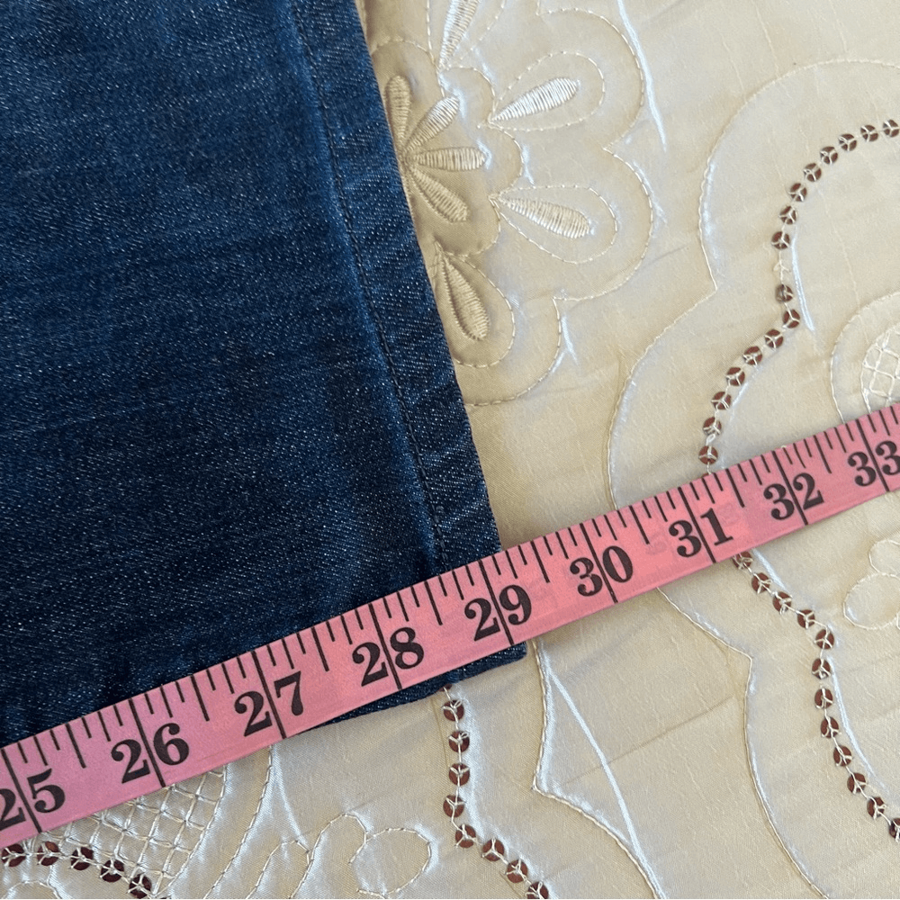 7 For All Mankind The Standard Straight Dark Wash Jeans Size 33