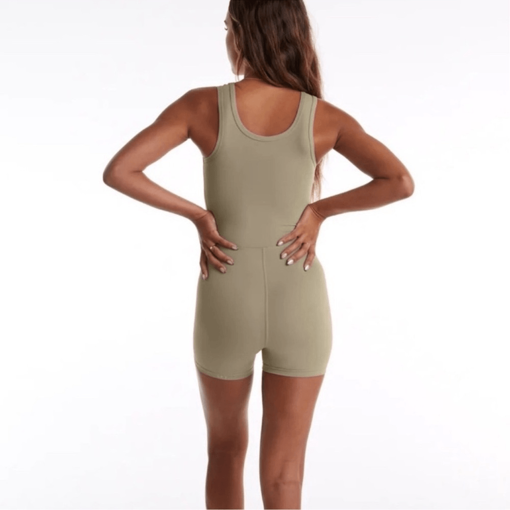 Set Active Sport Body One Piece in Desert Bodysuit Romper Size Small