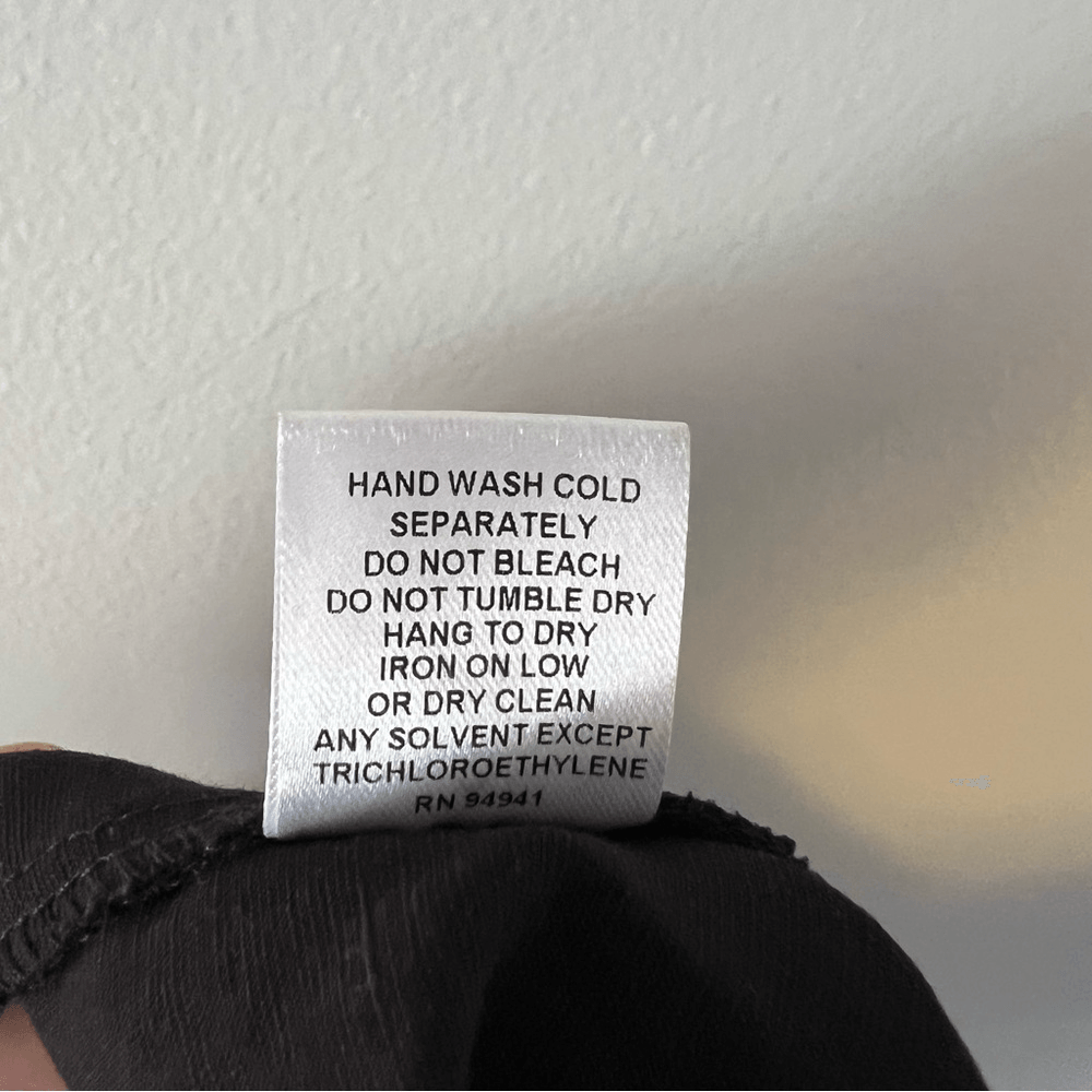 INTERMIX Marseille Black Lace-Up Top Tie Front Lace Back Scoop Neck Size 0 Linen