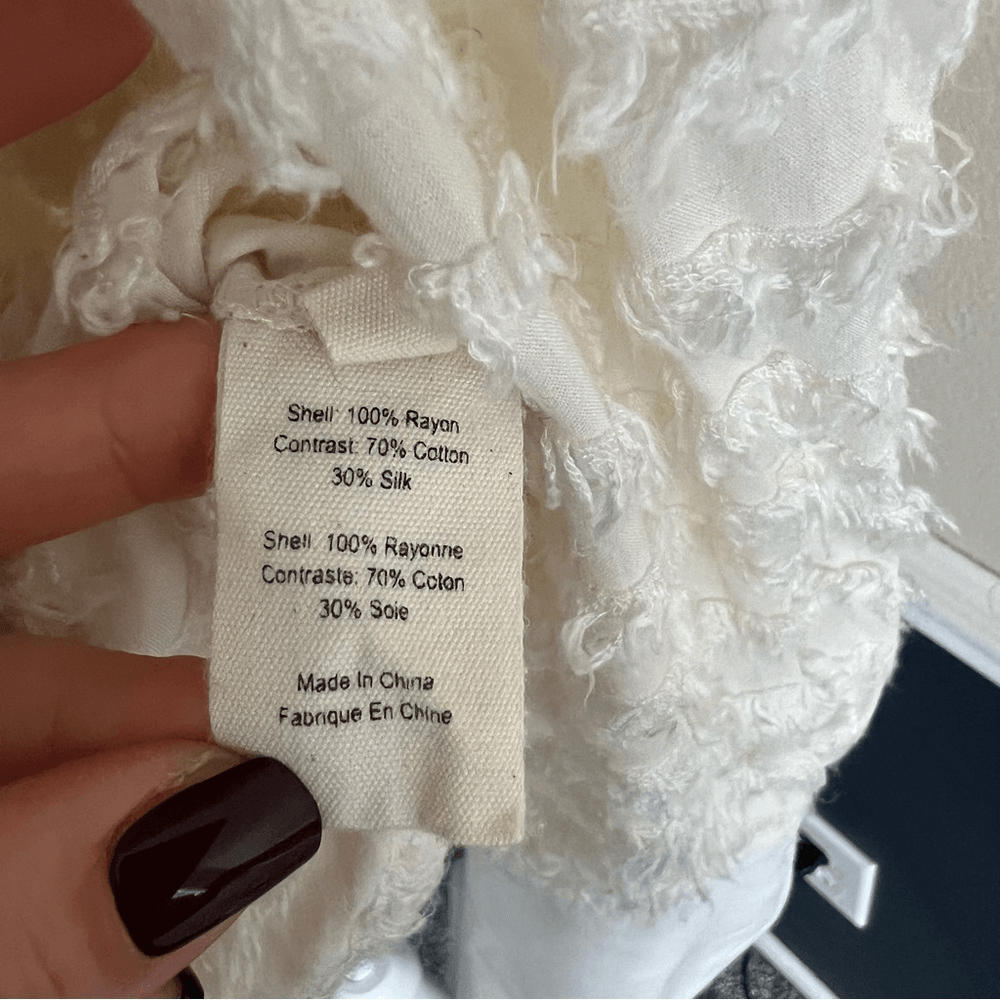 L’Agence Long Sleeve Textured Silk Button Down Shirt Blouse Size Small