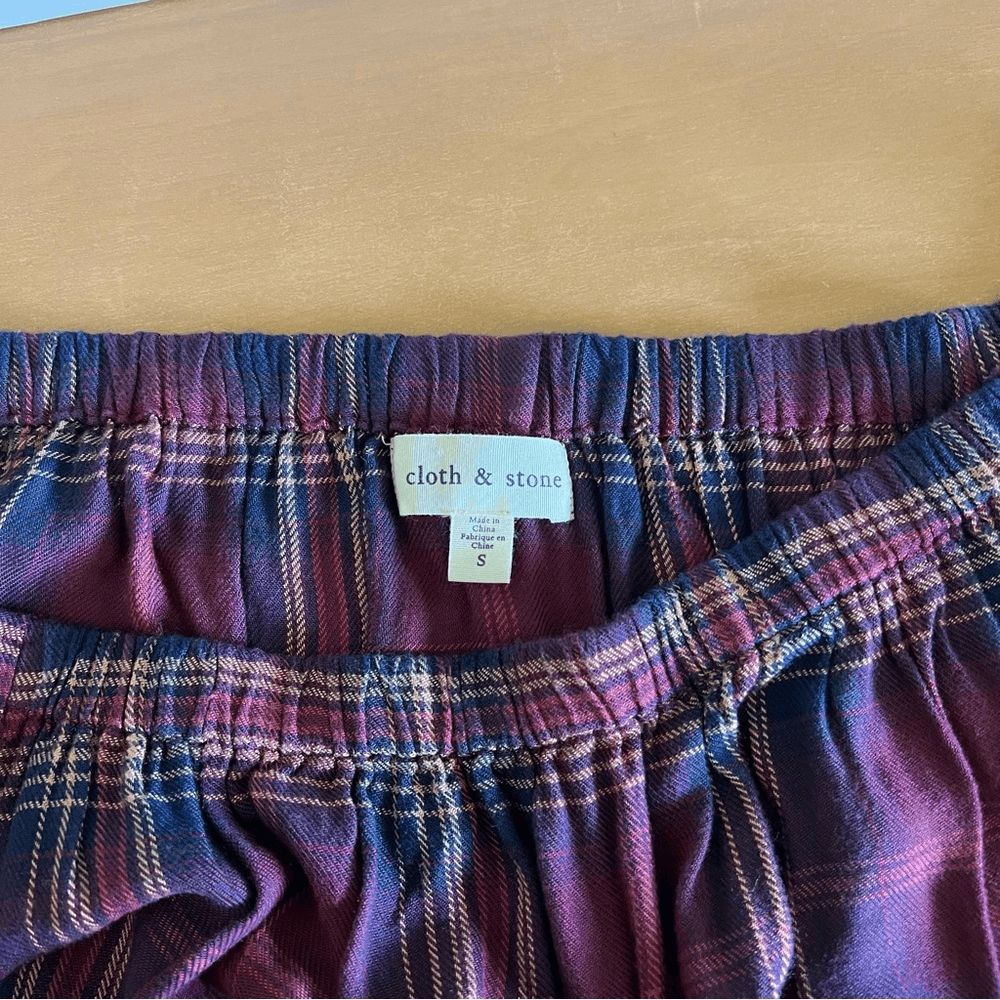 Anthropologie Cloth & Stone Homestead Plaid Off the Shoulder Top Small Burgundy