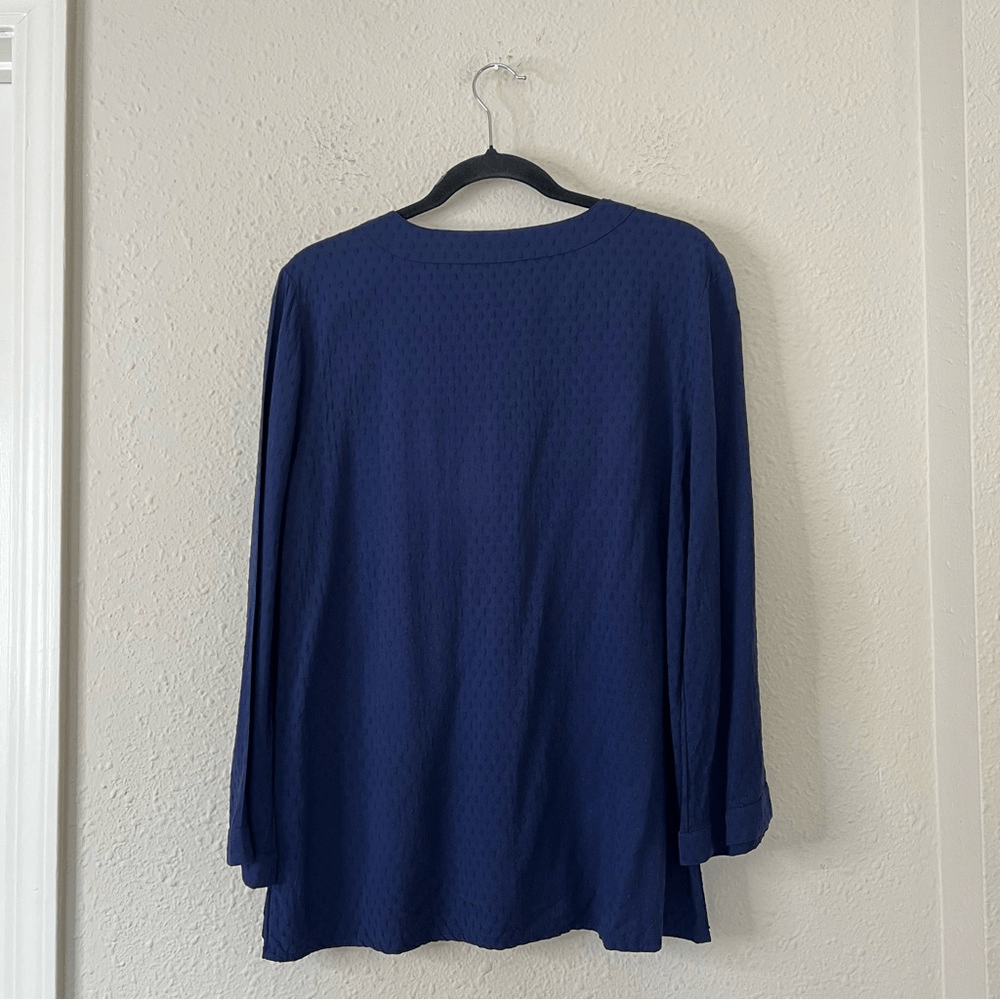 Chico's Trimmed Bell-Sleeve Popover Navy Blue Blouse Top Size 1, US Size Medium