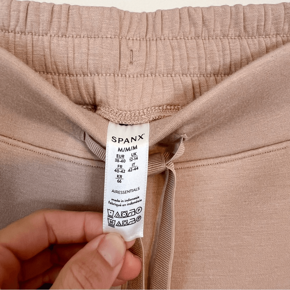 SPANX AirEssentials Wide Leg Pants in Ashwood NEW Size Medium