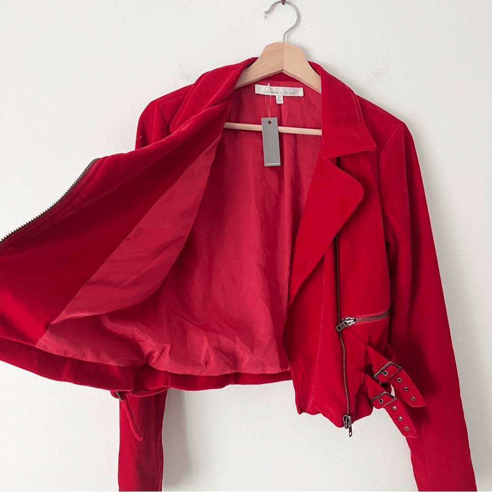 bcd921e1-ea76-49f2-9d9c-640a6fc819ea