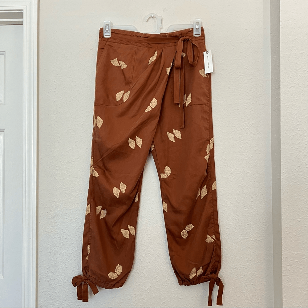 Anthropologie Pilcro Asymmetrical Printed Harem Pants NEW Size 26