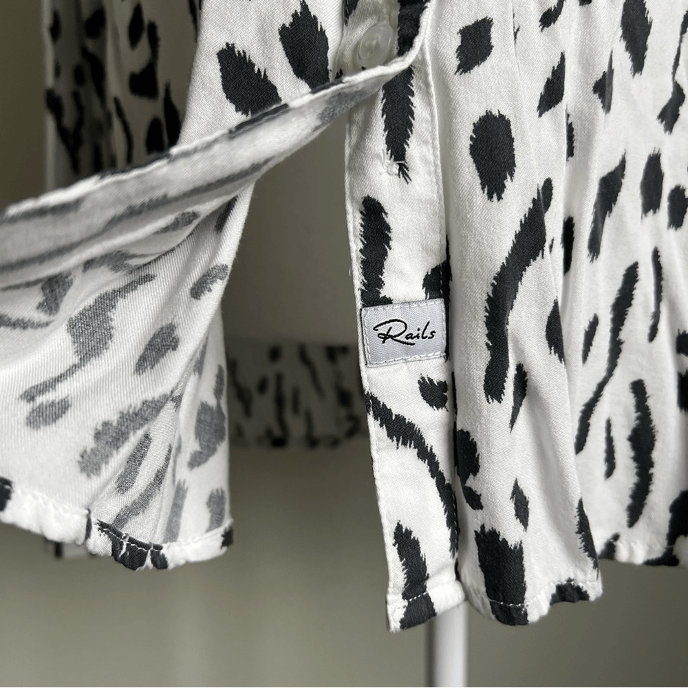 Rails Rocsi Shirt Ivory Cheetah REVOLVE Button Down Size XL Long Sleeve