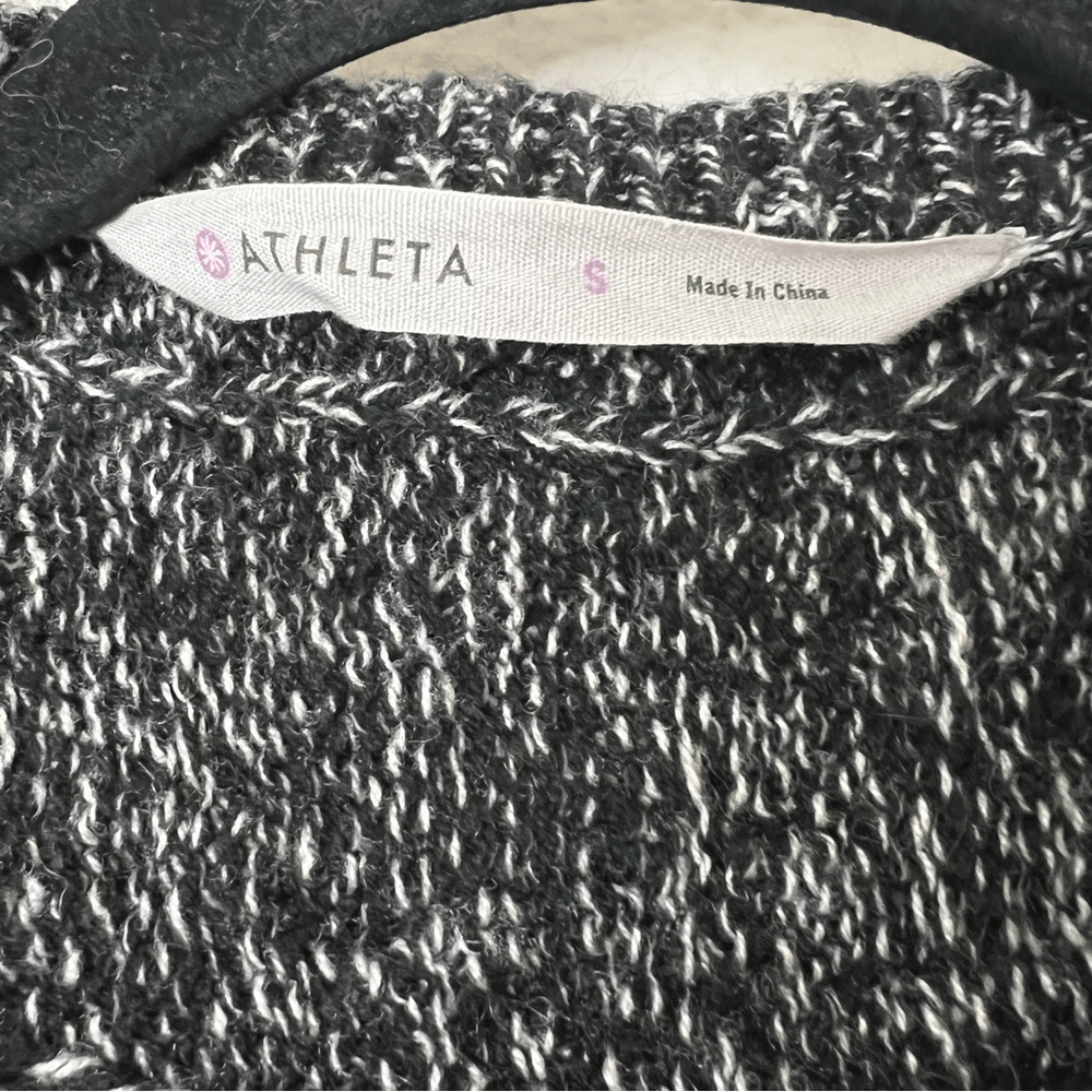 ATHLETA Cashmere and wool blend Sweater Size Small
