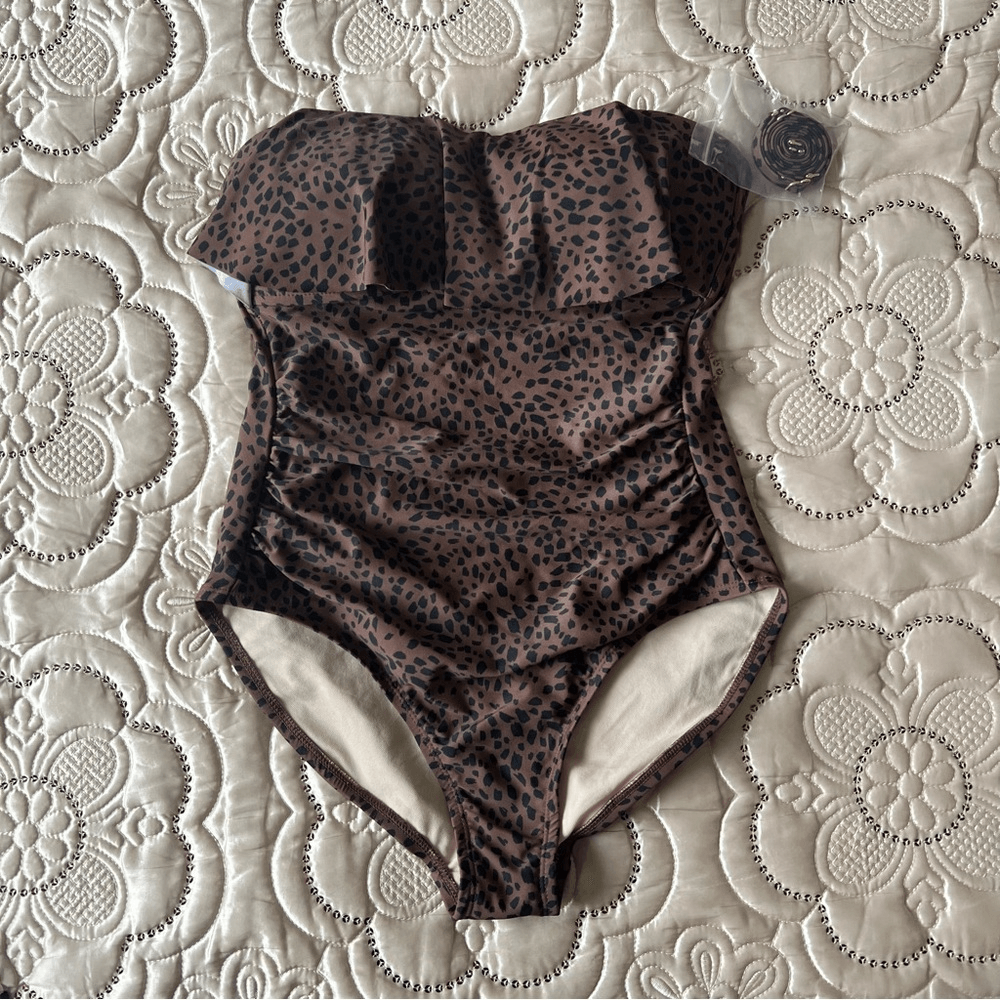 Kona Sol Swim Leopard Swimsuit Bandeau Flounce High Coverage One Piece NEW Small