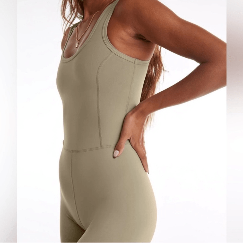 Set Active Sport Body One Piece in Desert Bodysuit Romper Size Small