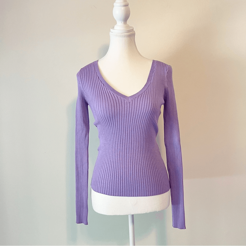 The Kooples Ribbed V-Neck Knitted Sweater NEW Size XS in Lilac