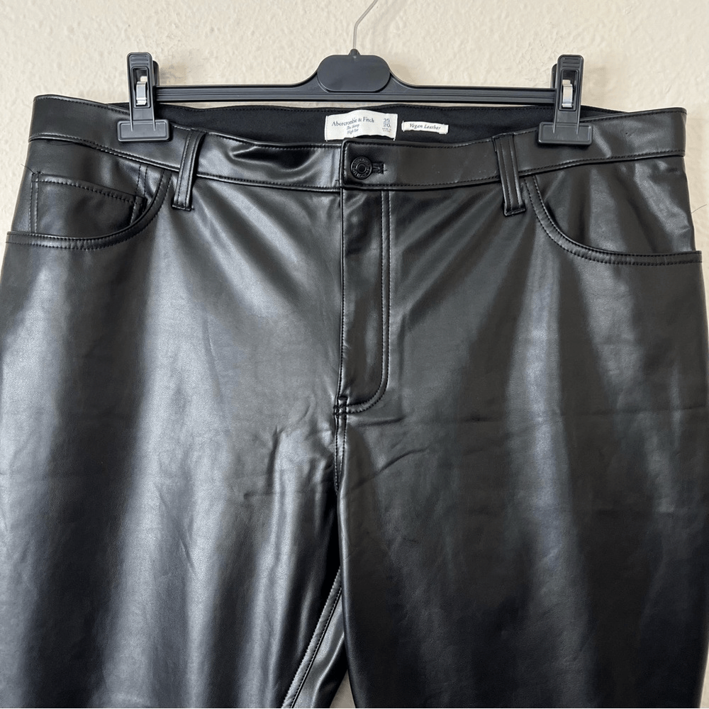 Abercrombie & Fitch Curve Love High Rise Skinny Vegan Leather Pants NEW Black 35