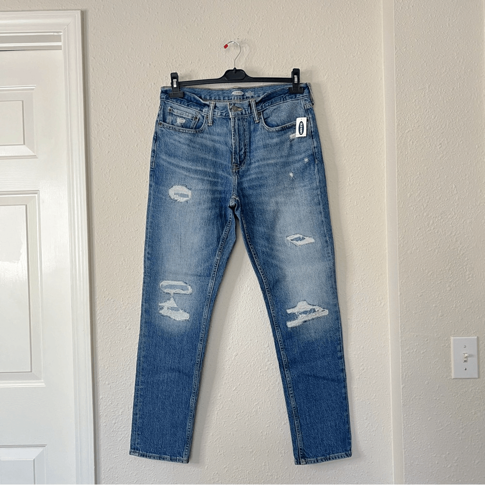 Old Navy Men's Medium Wash Slim Built-In Flex Rip-and-Repair Jeans NEW 33x32