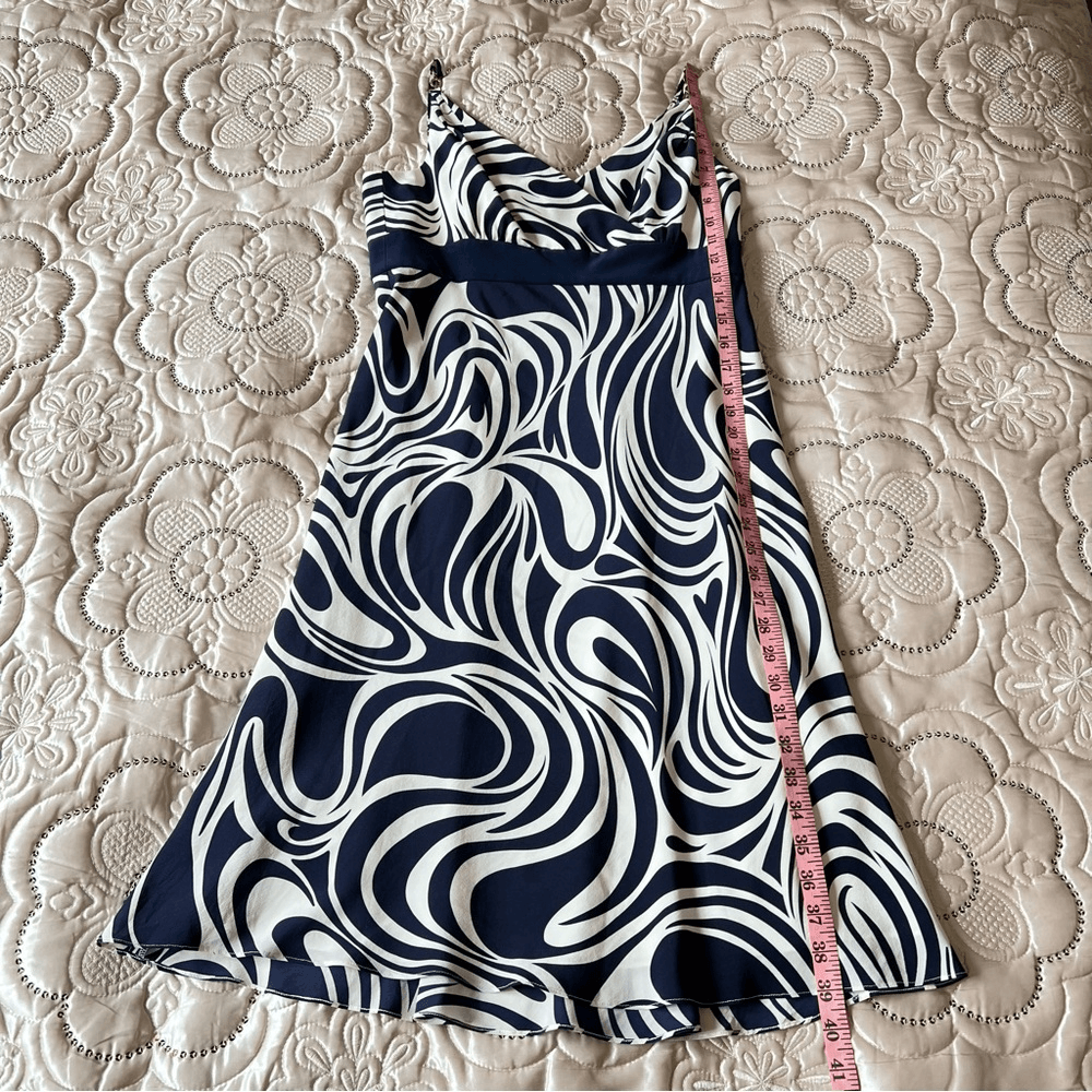 Ann Taylor  100% Silk Navy Blue White Abstract Spaghetti Strap Silk Dress Size 4