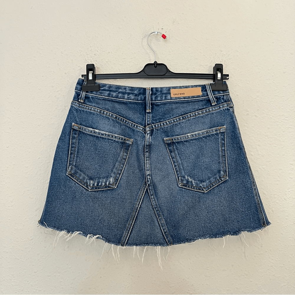GRLFRND Eva Denim Mini Skirt Size 26 Medium Wash