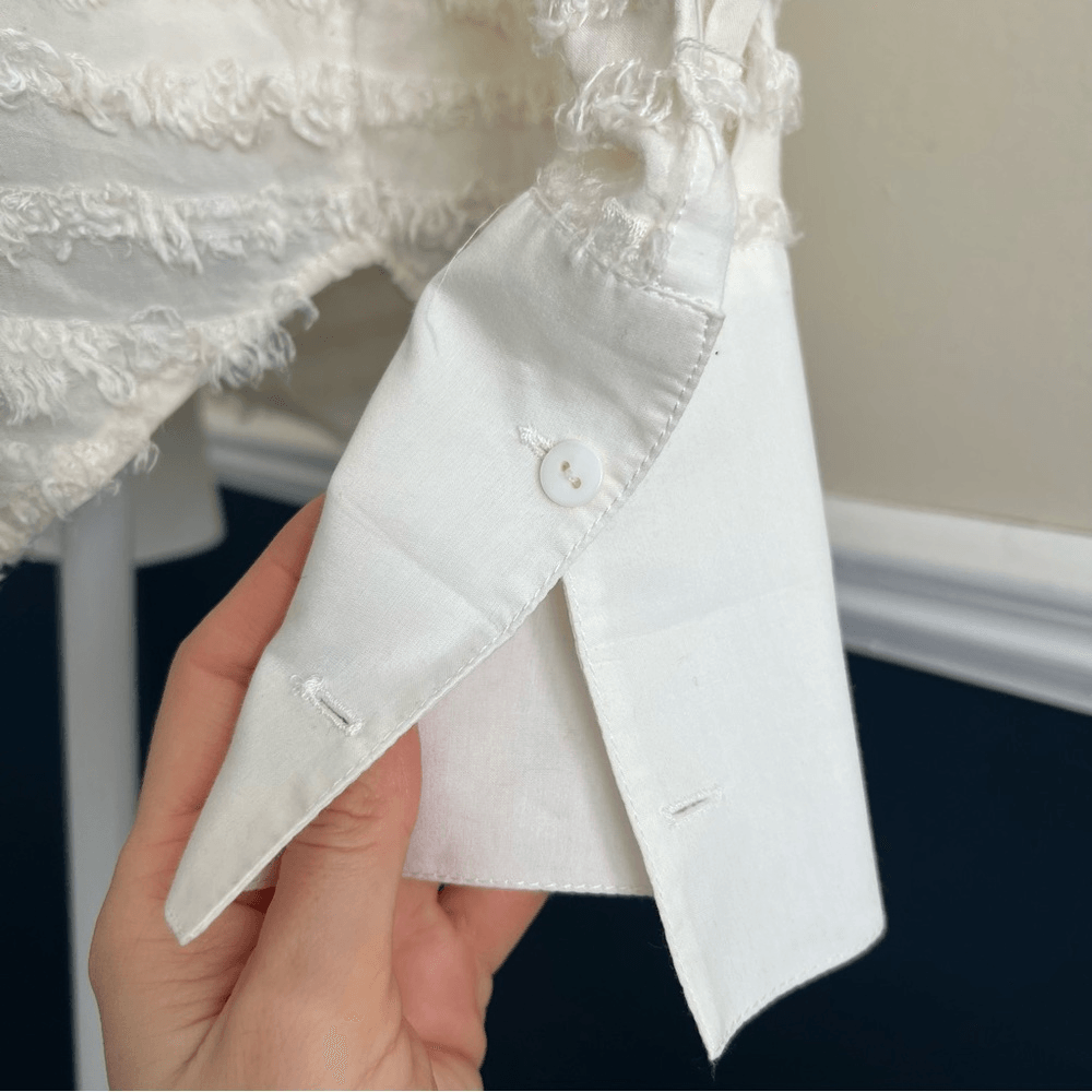 L’Agence Long Sleeve Textured Silk Button Down Shirt Blouse Size Small