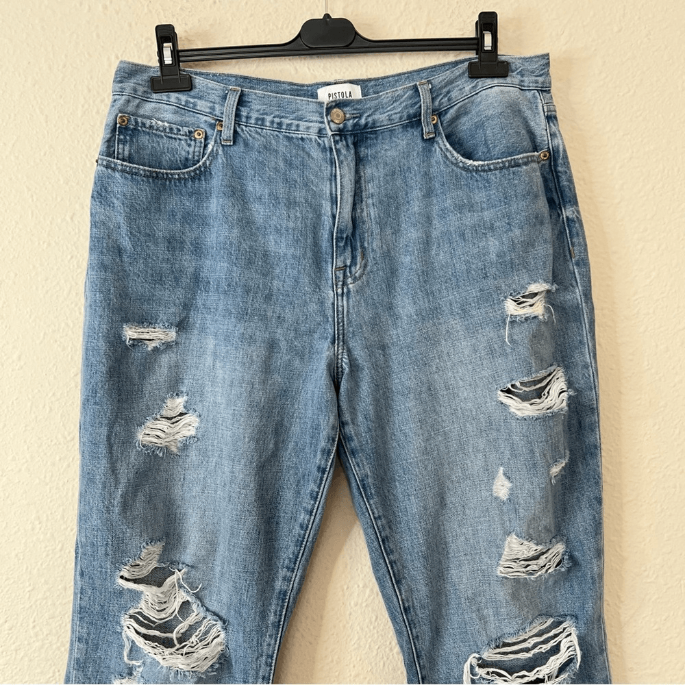 Pistola Presley Light Wash High Rise Distressed Jeans Relaxed Roller Size 33