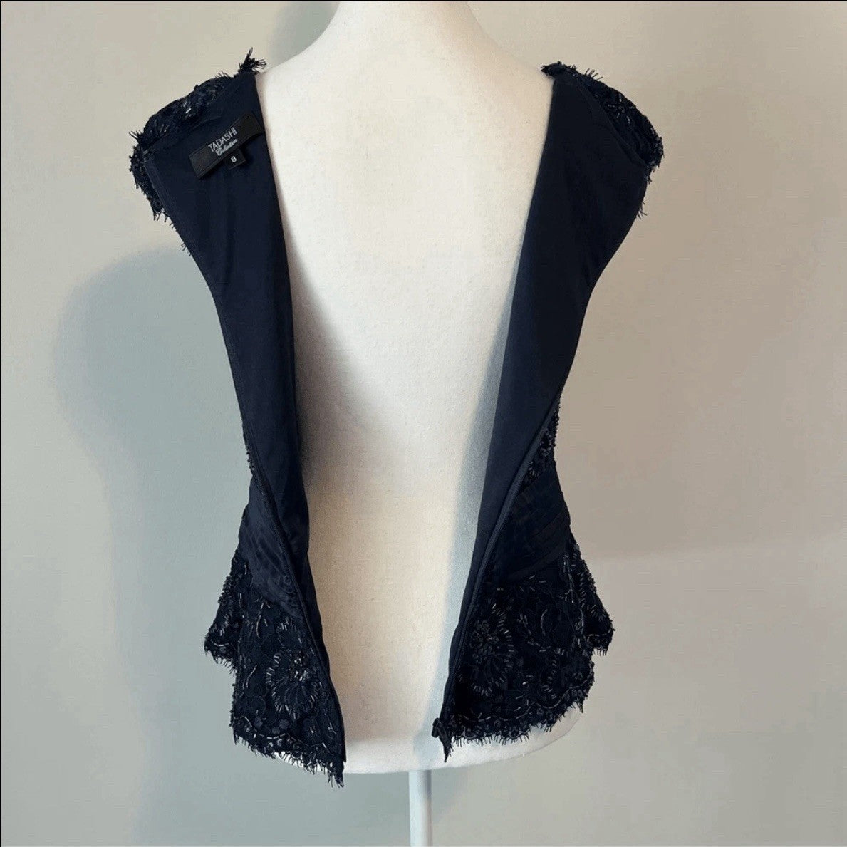 Tadashi Collection Sequin Beaded Navy Blue Top Blouse Size 8 Silk Embellishment