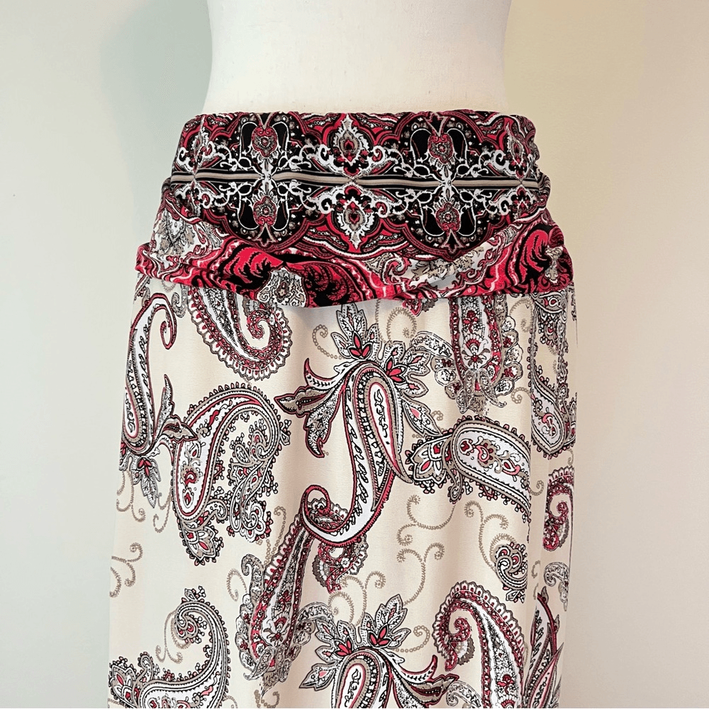 Paisley Floral Stretchy Jersey Pull on Maxi Skirt Plus Size 18/20W