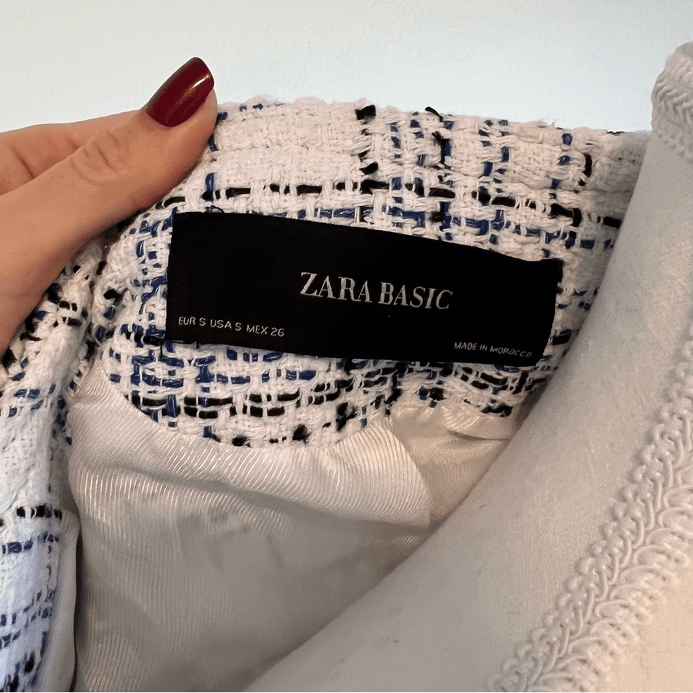 ZARA Textured Tweed Blazer Size Small White, Red, Blue Collarless Open Front