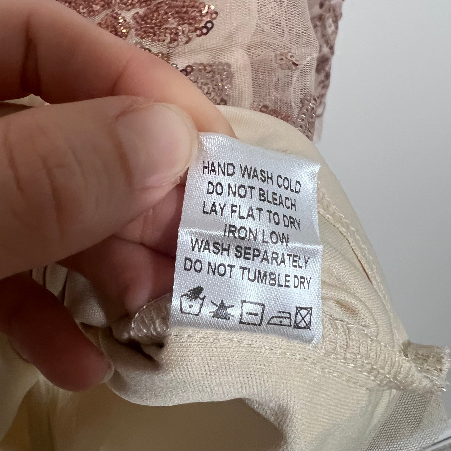 Revolve Superdown Jessa Deep V Sequin Mini Dress NEW Size XS Rose Gold