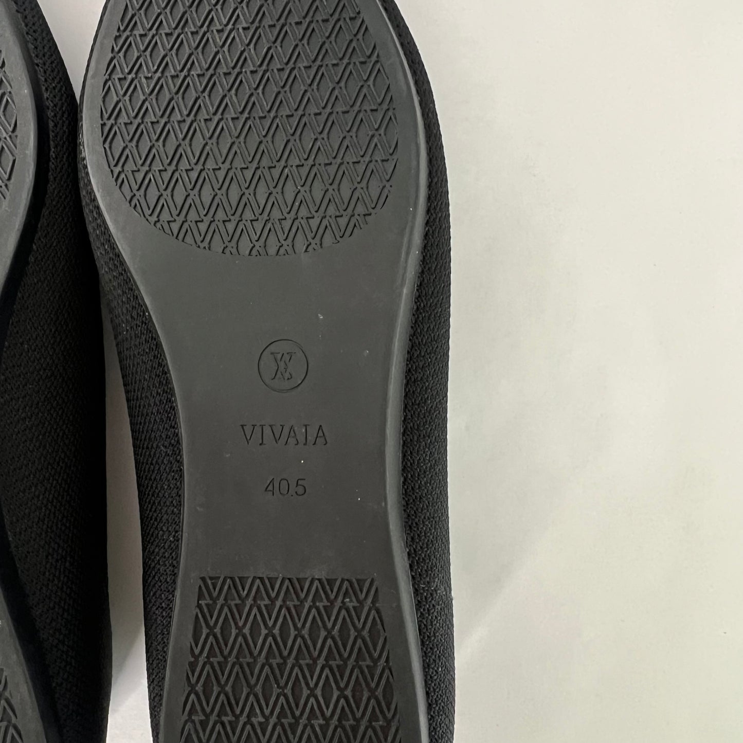 Vivaia Women's Pointed Toe Ballet Flats Aria 5 Black Shoes Size 40.5 US 9.5