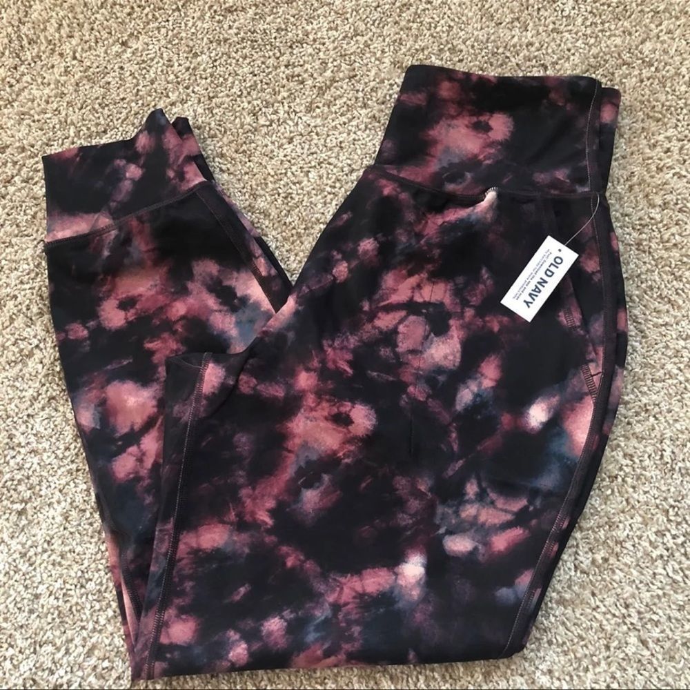 Old Navy High Waisted Powersoft 7/8 Length Red Tie Dye Joggers Size S