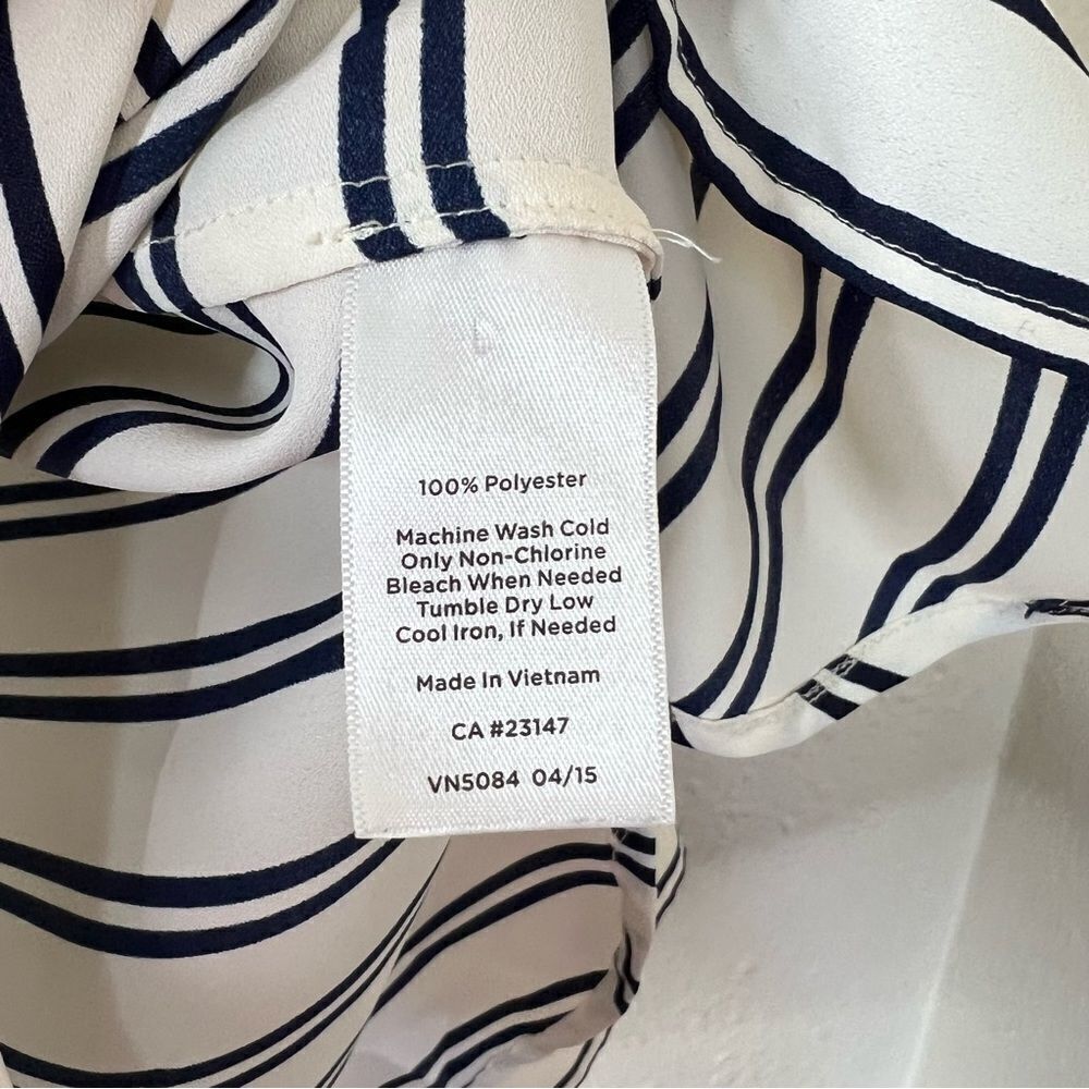 Talbots Boyfriend Button Down Shirt Blouse Striped Size Medium