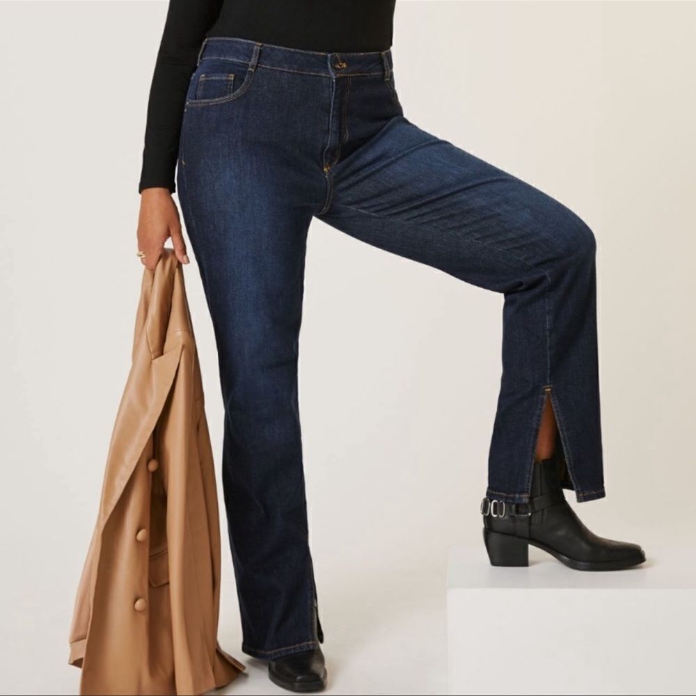 Anthropologie Pilcro The Split Dark Wash Straight Jeans NEW Size 32