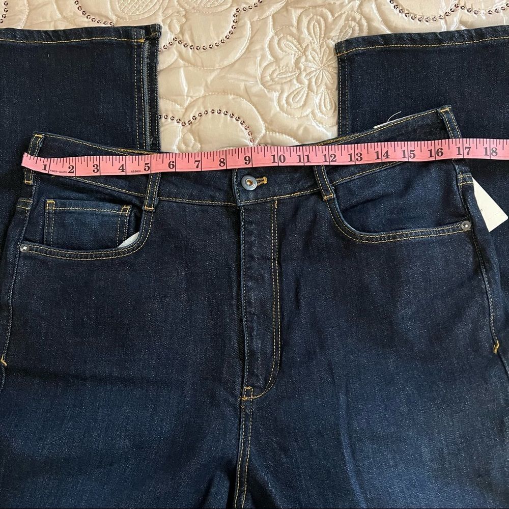Anthropologie Pilcro The Split Dark Wash Straight Jeans NEW Size 32